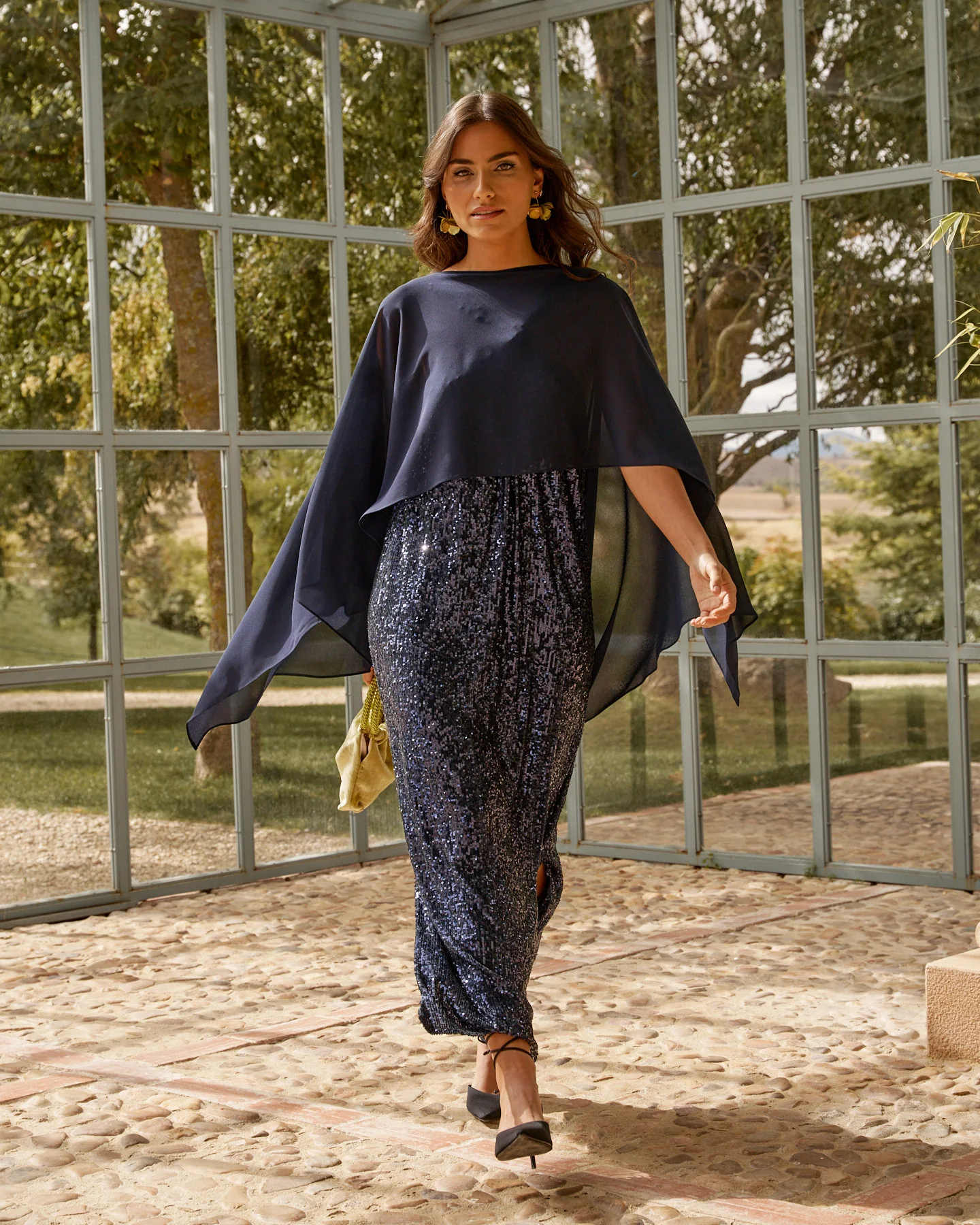 Capa Gala Roja - Image 7
